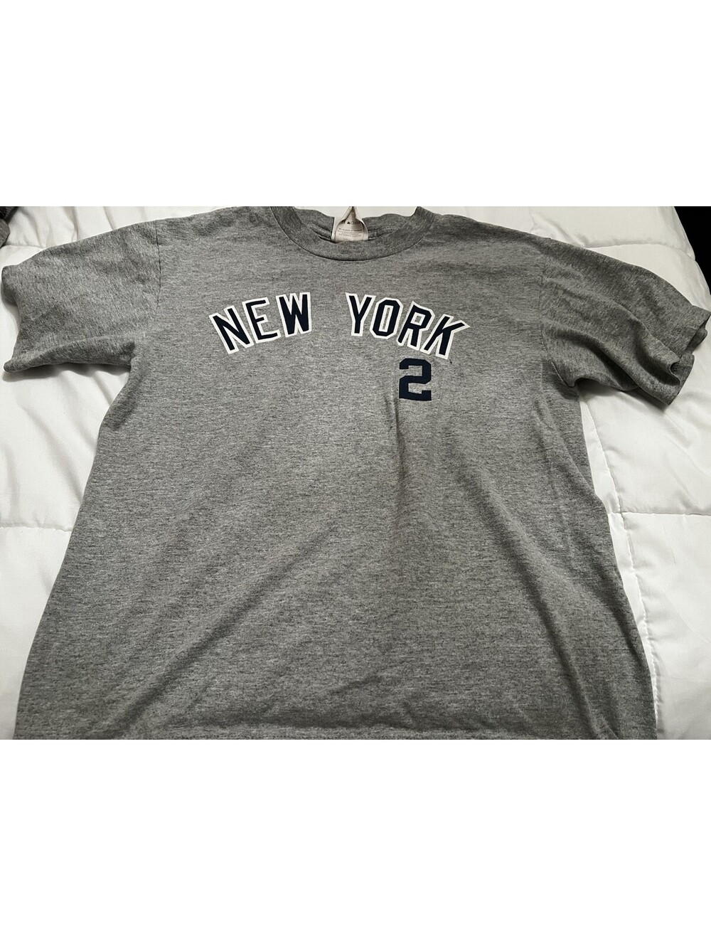 Vintage Boys M 10/12 NY Yankees Jeter #2 Gray Baseball short sleeve T Shirt